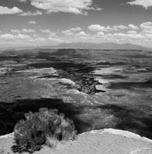 canyonlands-(b&w)