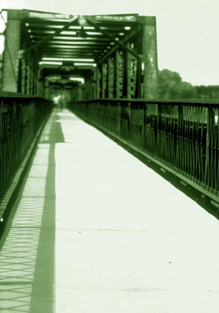 soitary_walker-(tri)